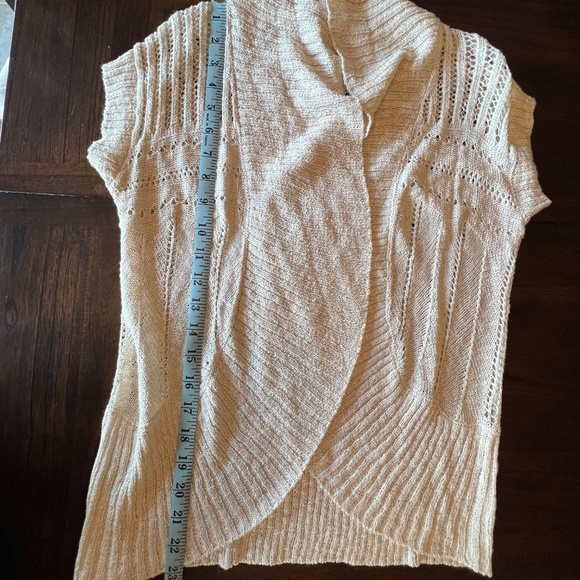 Pink Rose Cream Knit Open Cardigan, Lightweight, Short Sleeve, Size Large - Picture 7 of 8